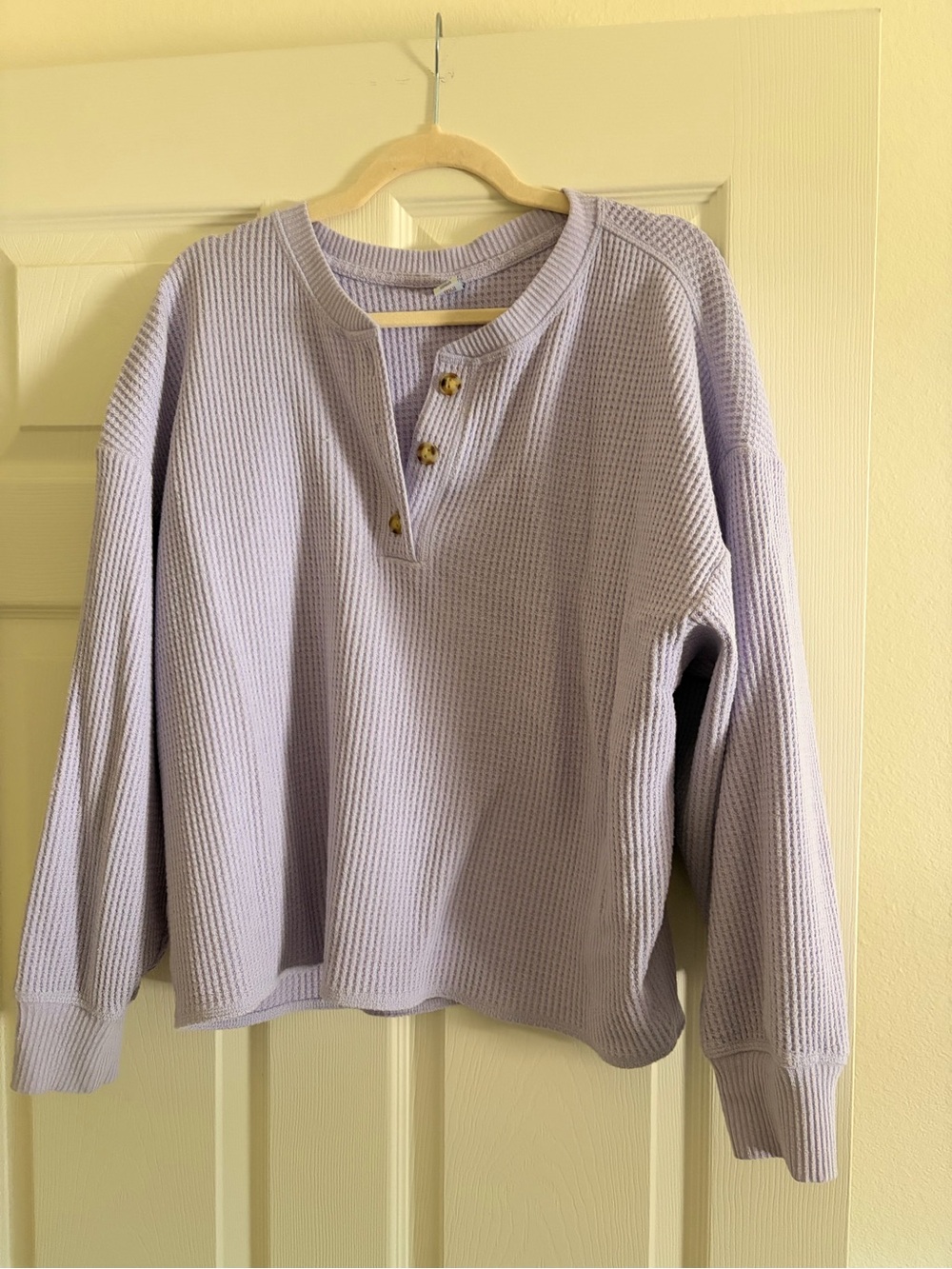 Women’s Lavender Waffle Henley Long-Sleeve Shirt